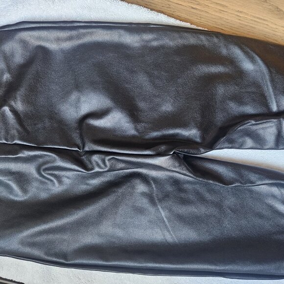 Wolford Brand New Estella Faux Leather Leggings in Black - Picture 10 of 13